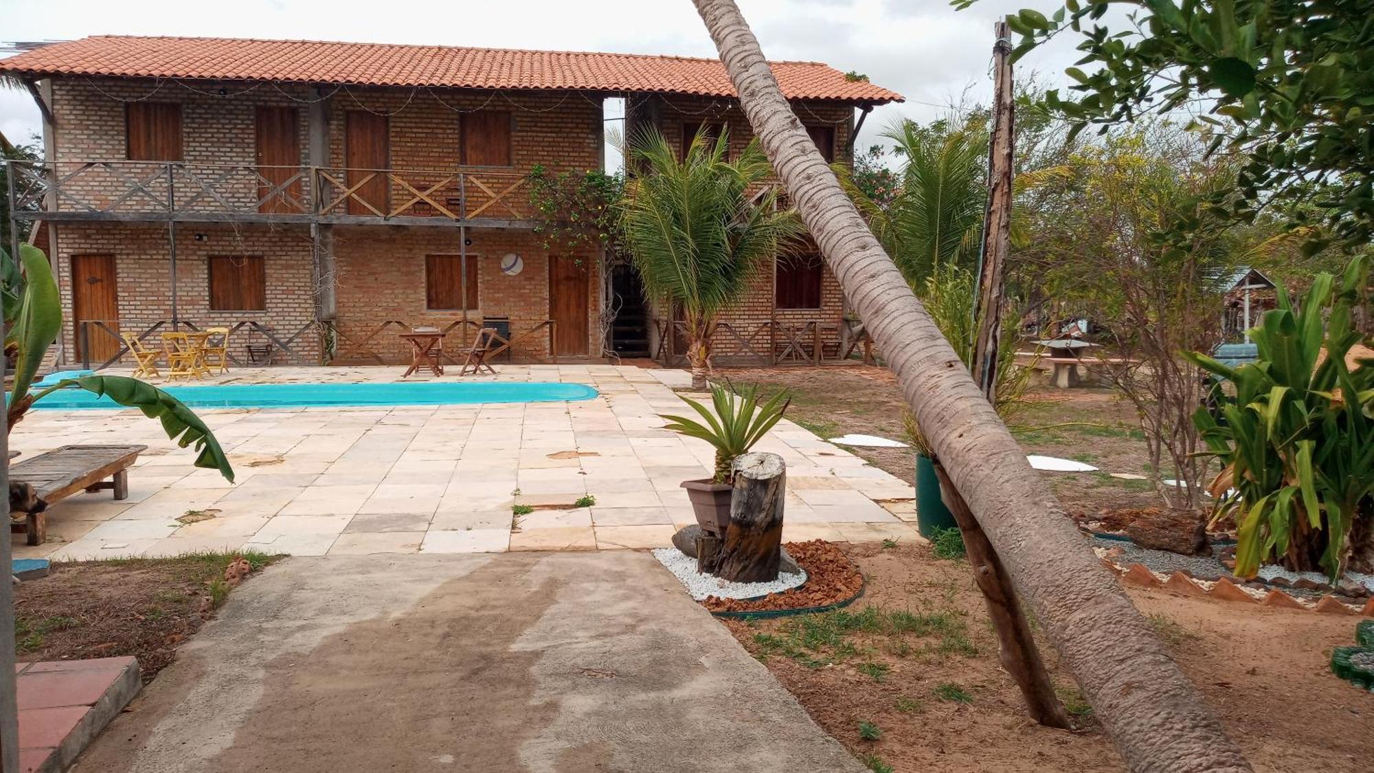 Camping E Pousada Tres Lagoas Hotell Luis Correia Exteriör bild