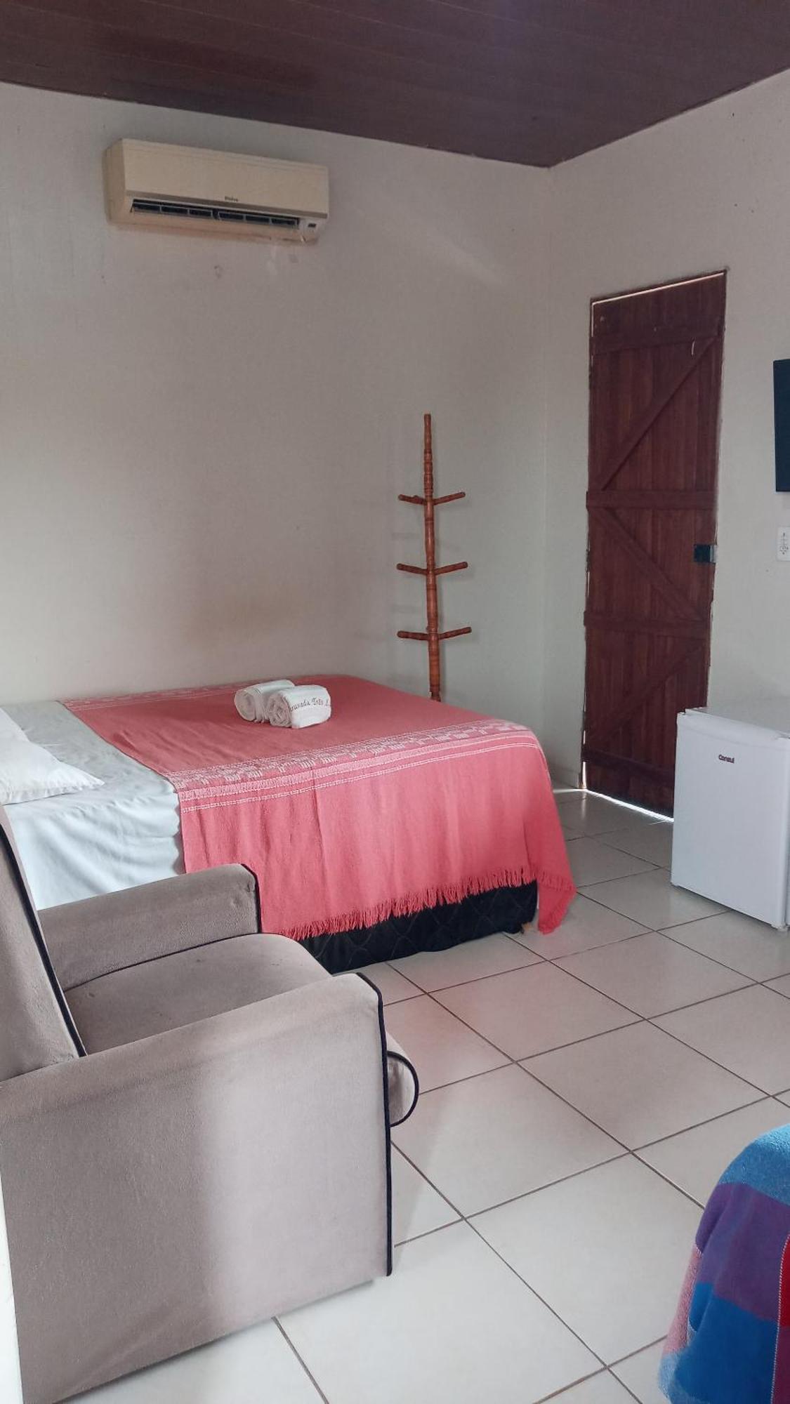 Camping E Pousada Tres Lagoas Hotell Luis Correia Exteriör bild